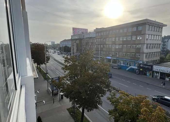 Bright & Cozy- 2br With Private Parking *