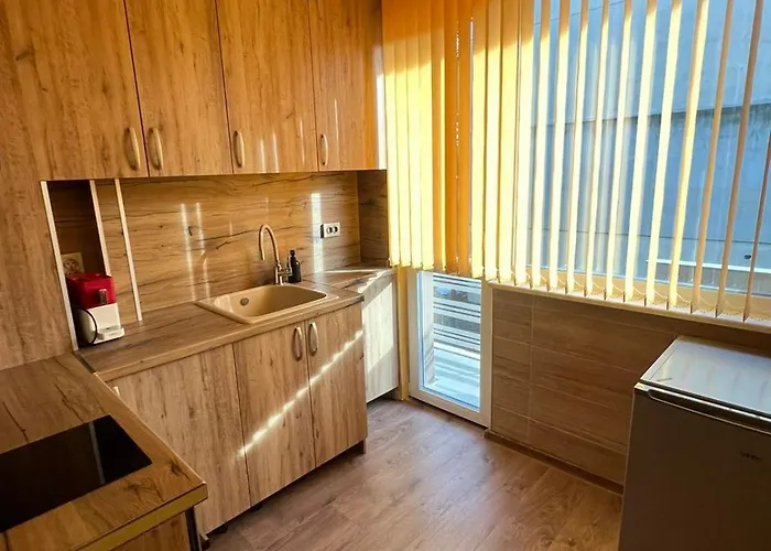 Bright & Cozy- 2br With Private Parking *