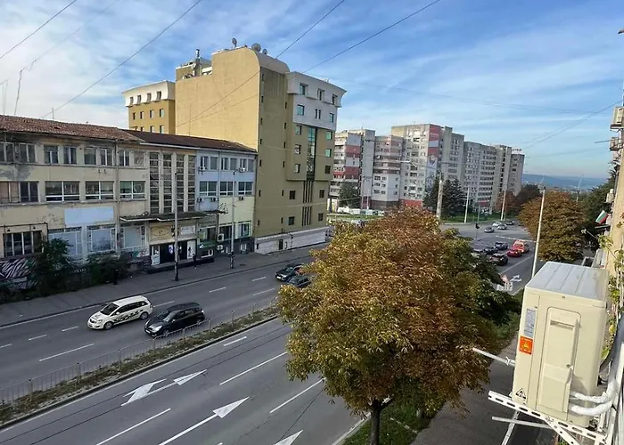 Appartement Bright & Cozy- 2br With Private Parking Varna