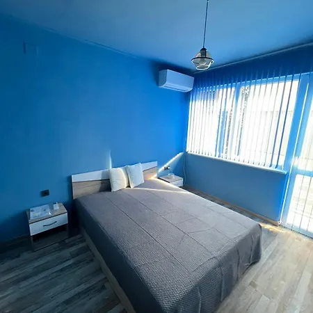 Апартаменты Bright & Cozy- 2br With Private Parking Варна