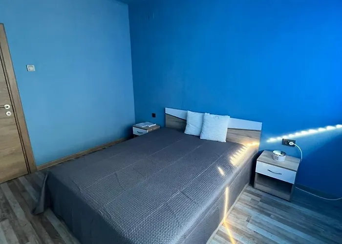 公寓 Bright & Cozy- 2br With Private Parking *